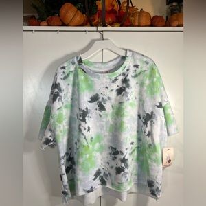 Secret treasures sweatshirt size XL